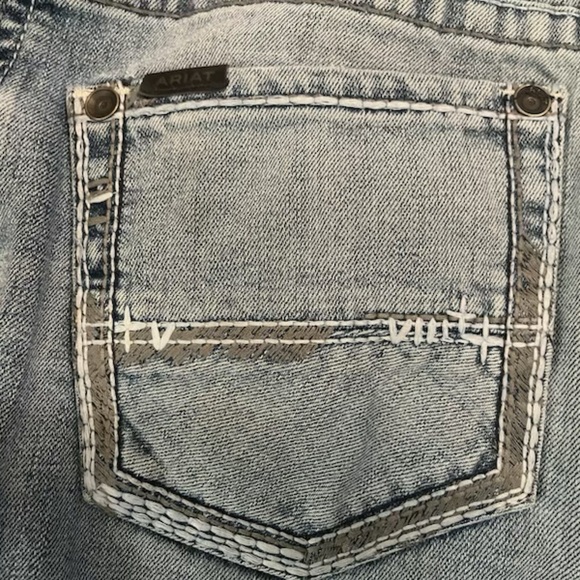 Men’s Ariat relaxed bootcut jeans - Picture 3 of 3